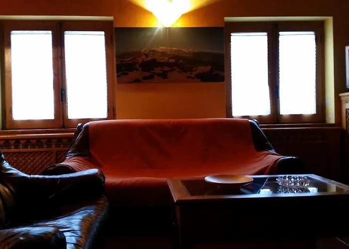 El Casillo Del Abuelo Goyo 나바레돈다 데 그레도스